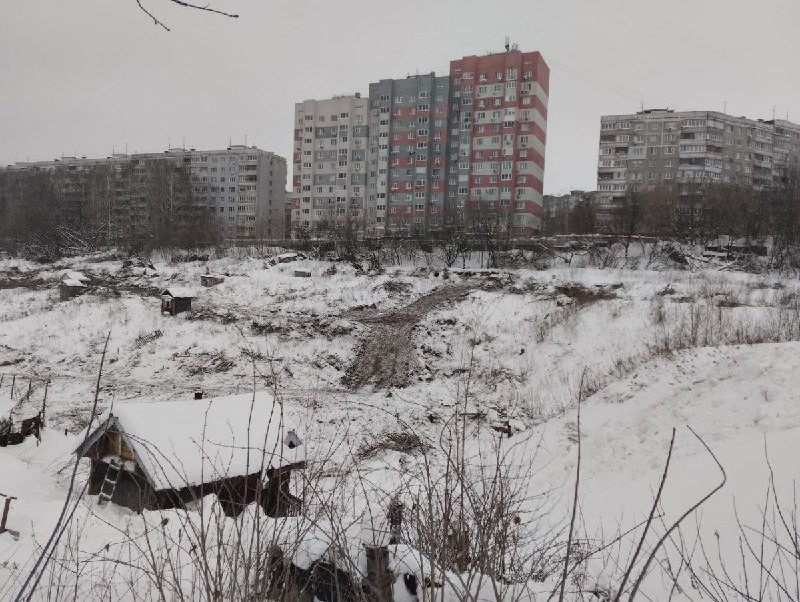 😡 Новгородцы просят признать незаконным строительство в овраге в квартале улиц Яблоневой, Овражной и Высоковского проезда.