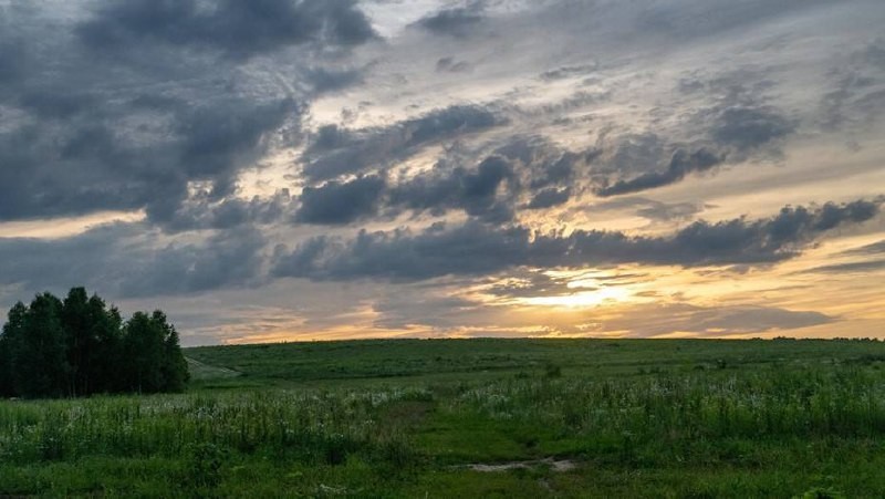 Город-спутник Южный начинает приобретать видимый каждому облик.