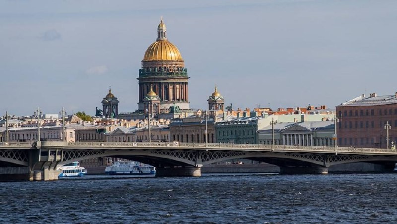 Спрос на рынке элитной недвижимости Петербурга продолжает расти на фоне сокращения предложения.