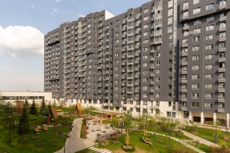 Началась передача ключей собственникам квартир в квартале 15 жилого района Новые Ватутинки в Новой Москве.
