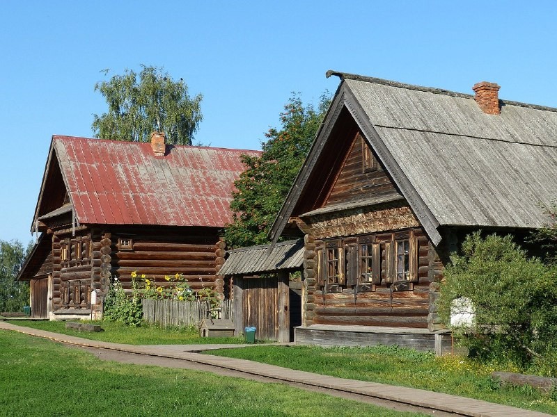 🏠 Ощутимый дисконт: за месяц цены снизились в 22 из 33 регионов исследования.