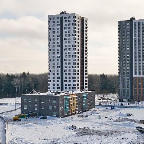 Новая школа и детсад в Первом Московском.