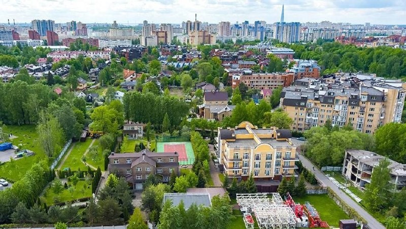 Московский застройщик "Ойкумена" снесёт дом, принадлежавший девелоперу Олегу Глущенко.